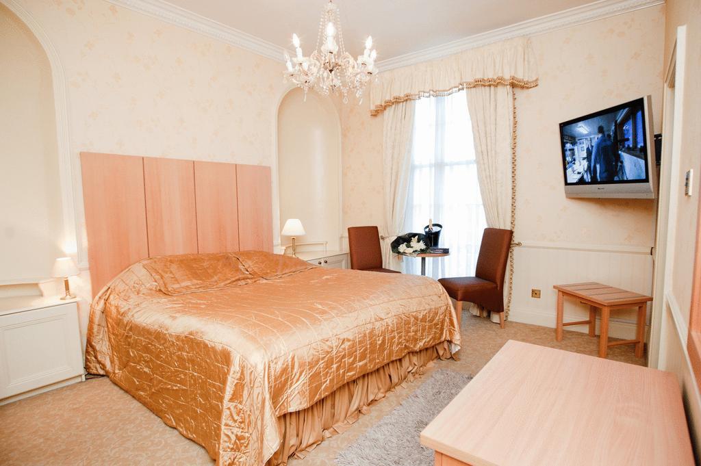 Grand St Leger Hotel Doncaster Room photo